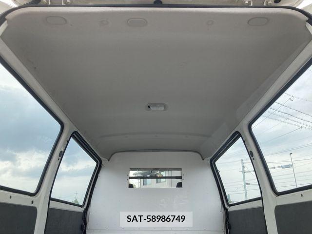 Mazda BONGO VAN 2017-04 263247-12