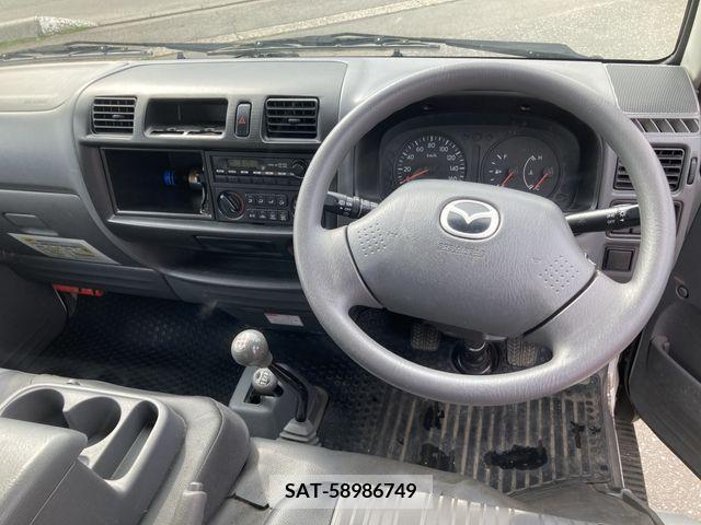 Mazda BONGO VAN 2017-04 263247-8