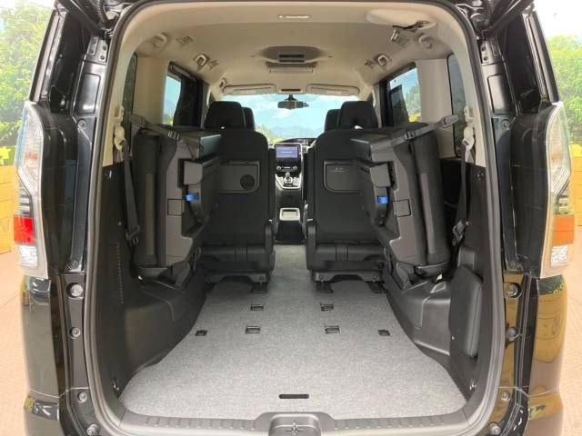 Nissan SERENA 2019-03 194977-12