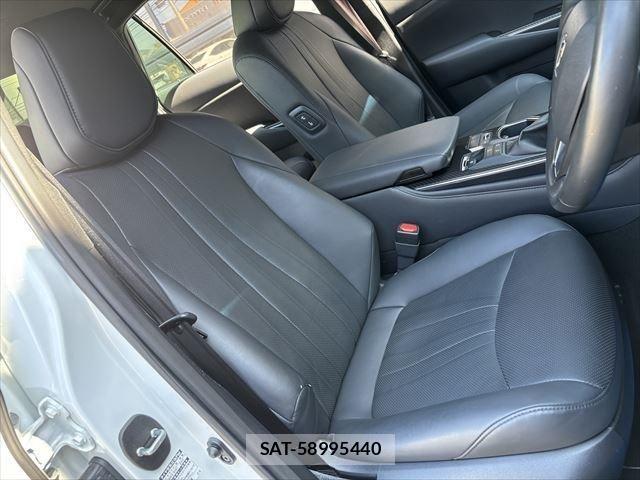 Toyota CROWN SEDAN 2022-04 445425-14