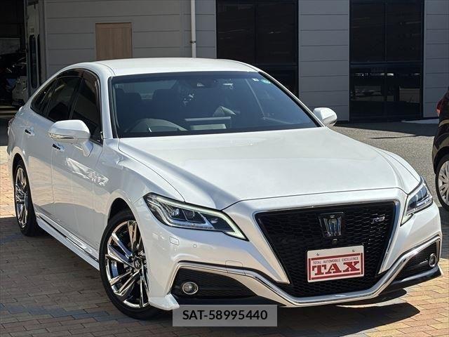Toyota CROWN SEDAN 2022-04 445425-1