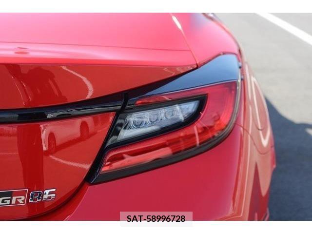 Toyota 86 2022-04 243087-10