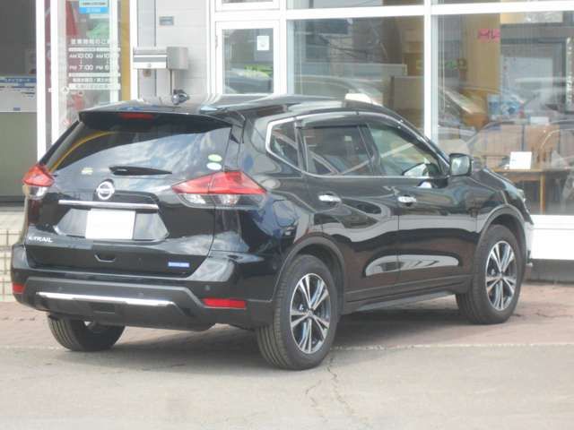 Nissan X-TRAIL 2019-02 3519-1