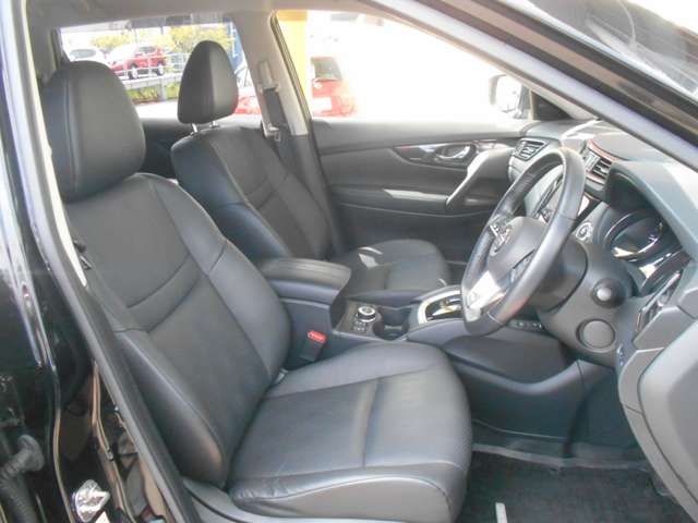 Nissan X-TRAIL 2019-02 3519-3