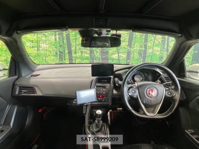 Honda S660 2016-05 233177-1