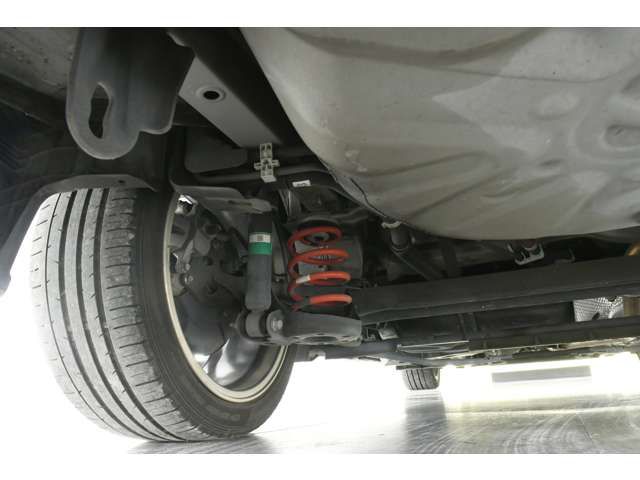 Toyota PRIUS ALPHA 2016-07 23384-11