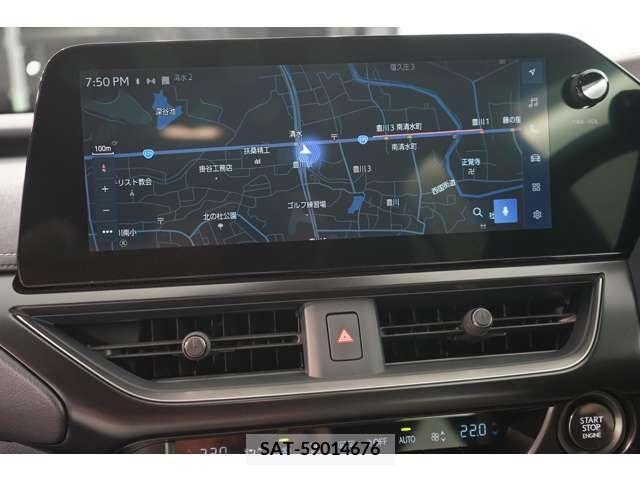 Lexus UX 2022-11 353965-11