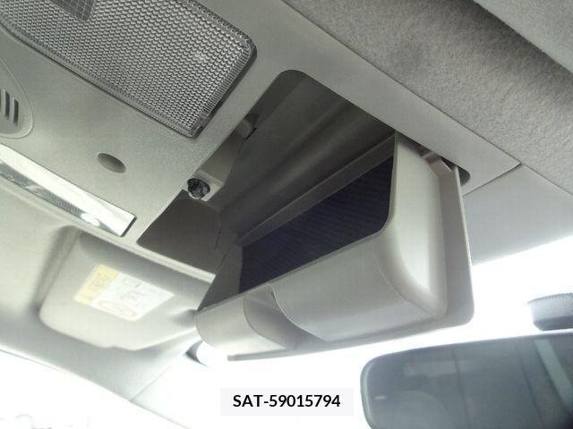 Toyota PRIUS 2015-07 281861-24