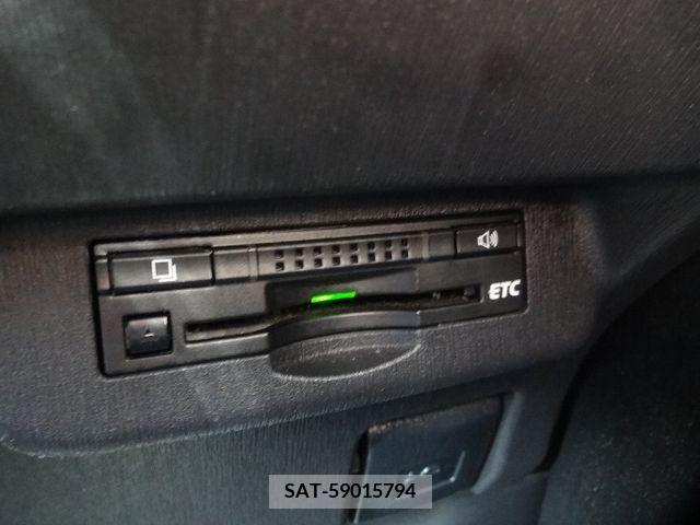 Toyota PRIUS 2015-07 281861-23