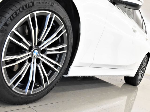 Bmw 3 SERIES 2019-06 3659-4