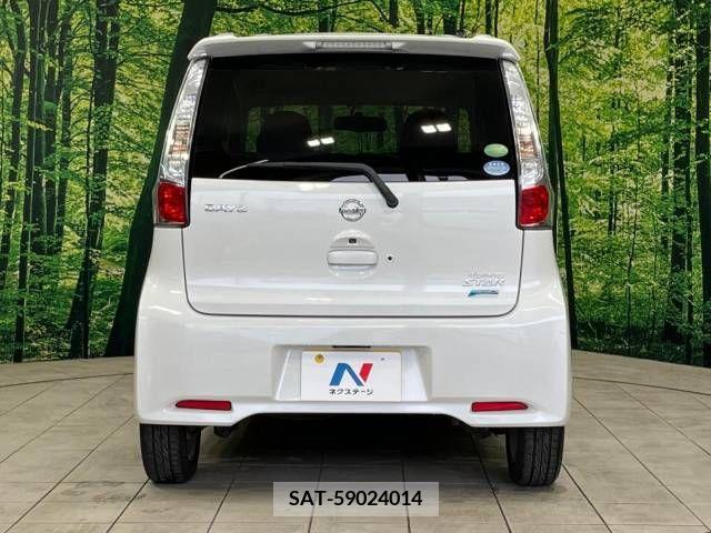 Nissan DAYZ 2013-08 323241-15