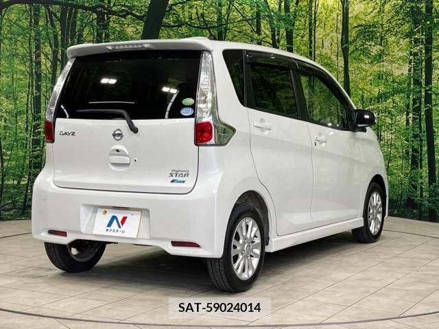 Nissan DAYZ 2013-08 323241-17