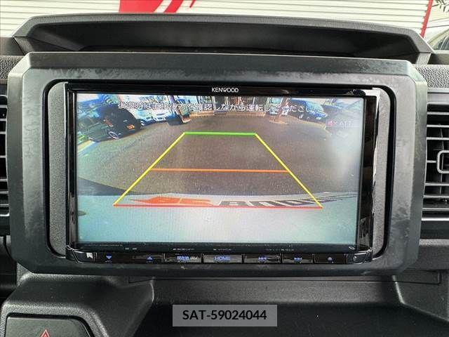 Toyota Pixis Mega 2018-12 384915-3