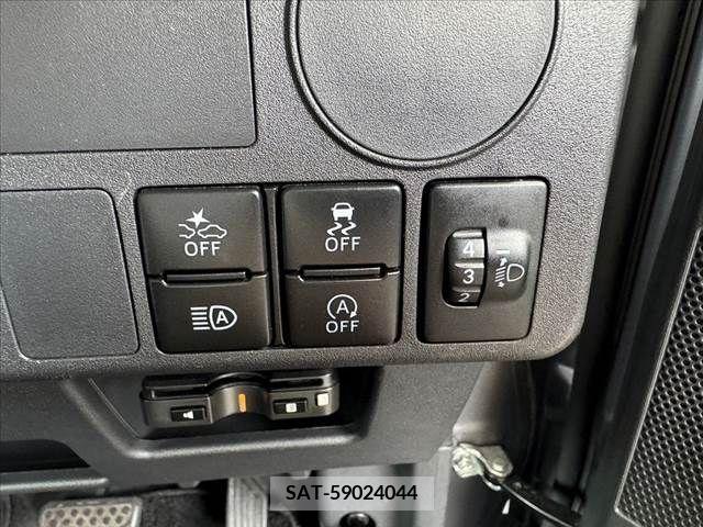 Toyota Pixis Mega 2018-12 384915-22