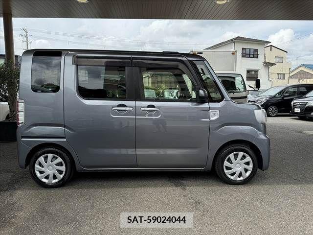 Toyota Pixis Mega 2018-12 384915-10