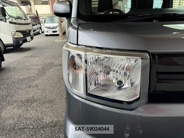 Toyota Pixis Mega 2018-12 384915-29