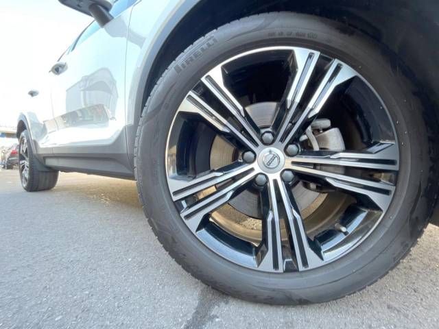 Volvo XC40 2019-02 183592-16