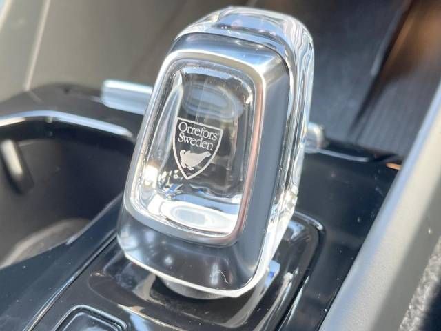 Volvo XC40 2019-02 183592-7