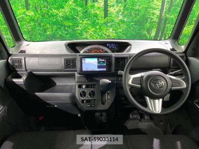 Toyota Pixis Mega 2016-09 248468-1