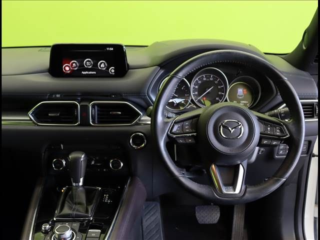 Mazda CX-8 2018-02 186617-19