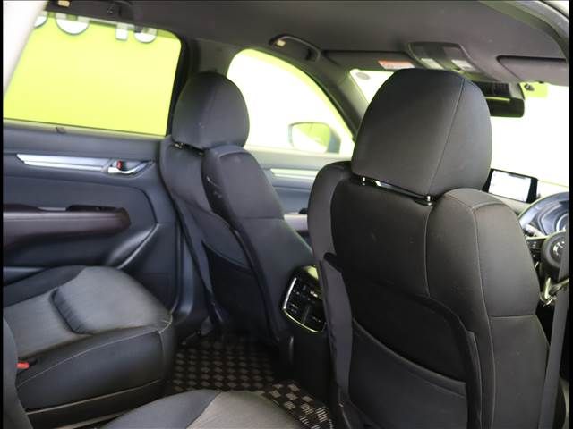 Mazda CX-8 2018-02 186617-23