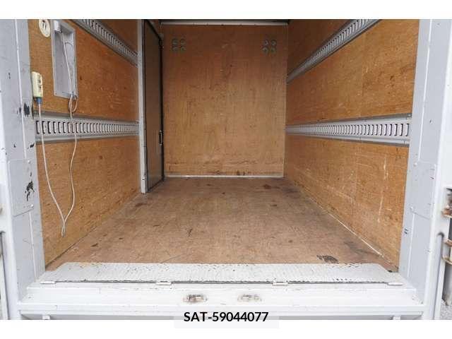 Toyota TOYOACE 2019-02 332796-19
