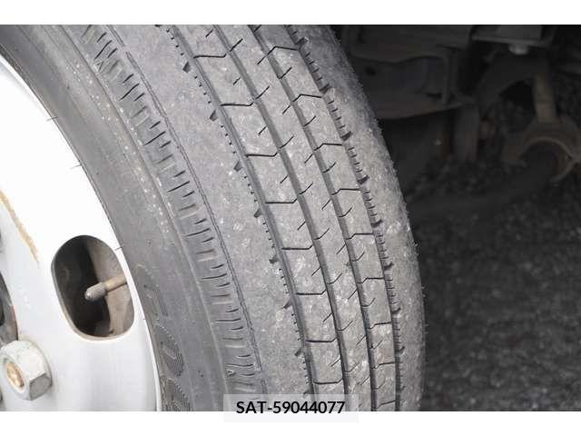 Toyota TOYOACE 2019-02 332796-9