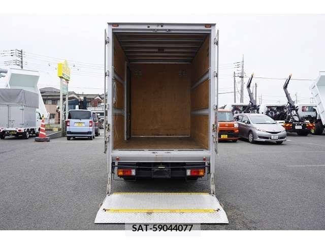 Toyota TOYOACE 2019-02 332796-18