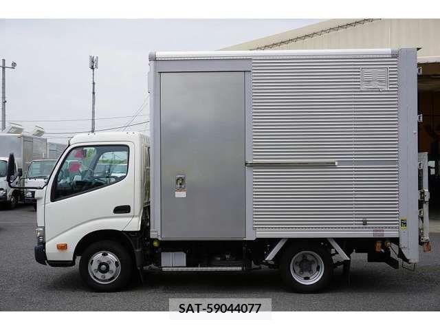 Toyota TOYOACE 2019-02 332796-2