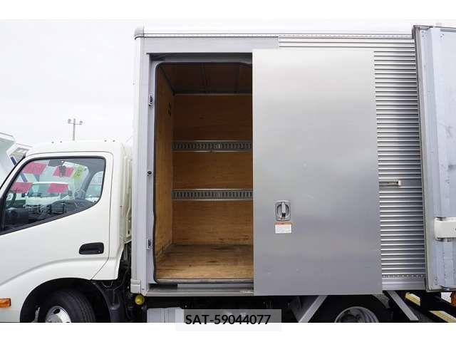 Toyota TOYOACE 2019-02 332796-17