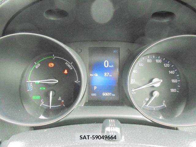 Toyota C-HR 2018-07 323049-15