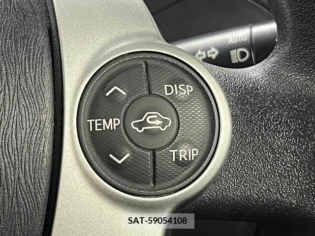 Toyota PRIUS 2013-08 223098-14