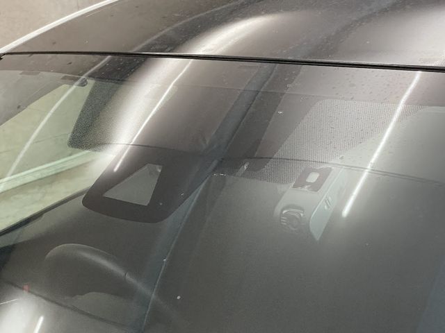 Toyota PRIUS 2018-09 14003-15