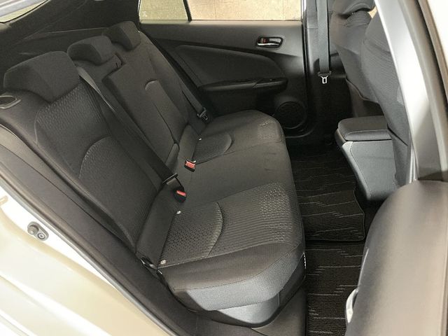 Toyota PRIUS 2018-09 14003-4