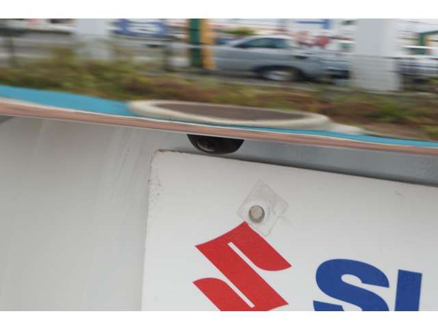 Suzuki SPACIA 2021-09 193208-11