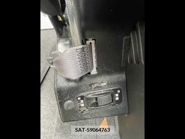 Nissan CUBE 2015-03 295459-4