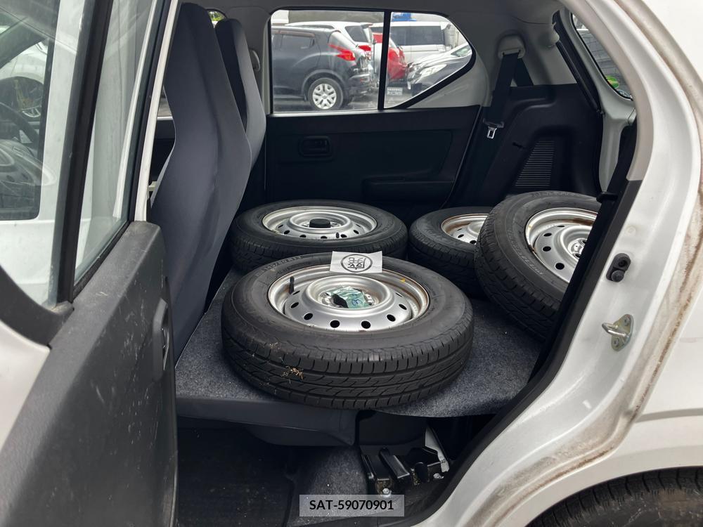 Suzuki ALTO 2017-08 258476-11