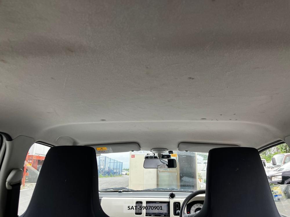 Suzuki ALTO 2017-08 258476-15