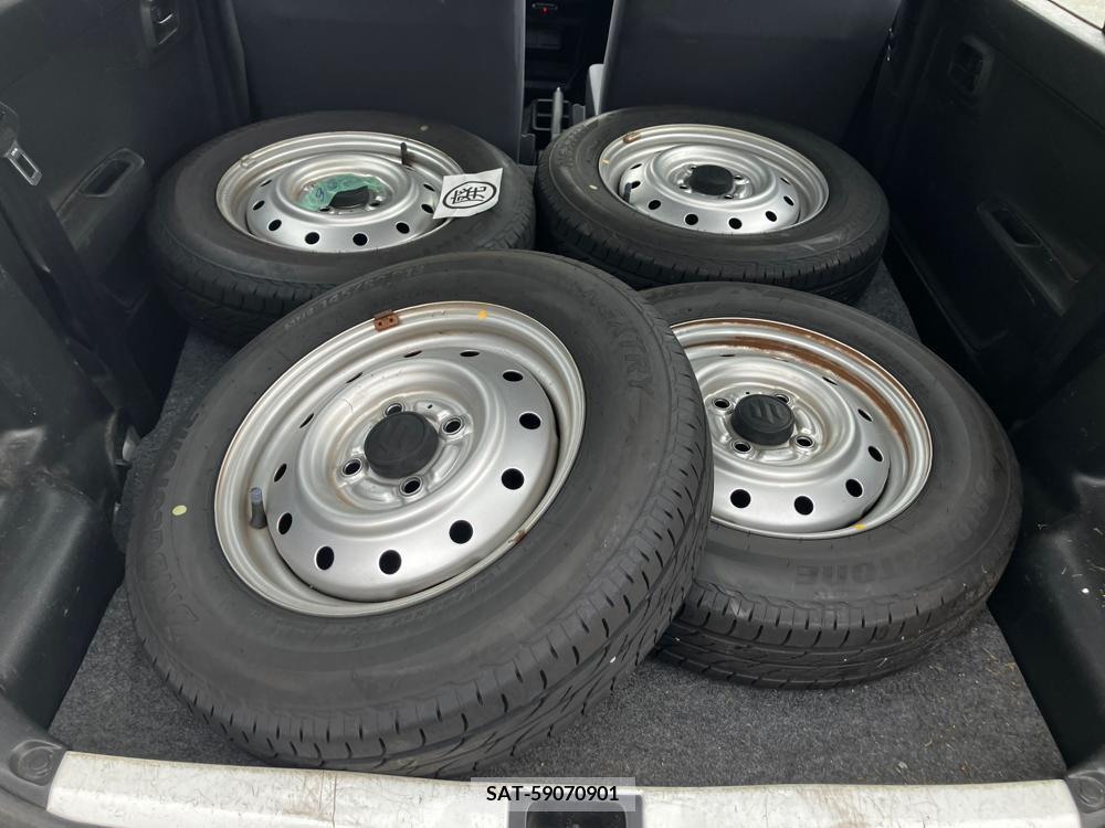 Suzuki ALTO 2017-08 258476-17