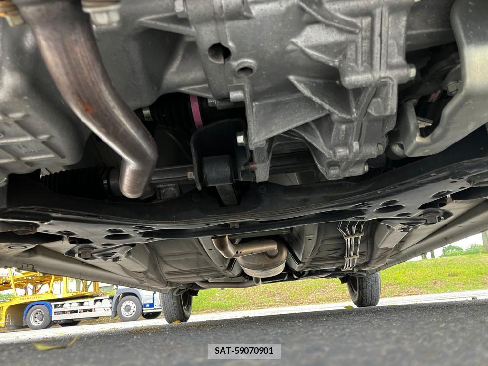 Suzuki ALTO 2017-08 258476-23