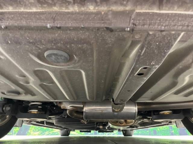 Toyota VOXY 2014-09 17416-18