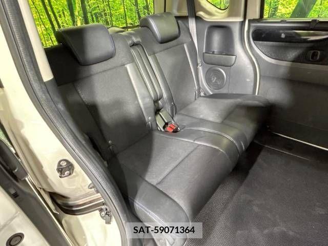 Honda N BOX CUSTOM 2017-03 364906-9