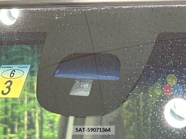 Honda N BOX CUSTOM 2017-03 364906-4