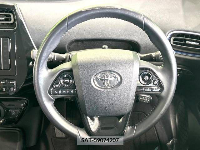 Toyota PRIUS 2019-06 322565-13
