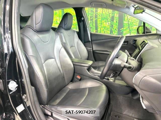 Toyota PRIUS 2019-06 322565-8