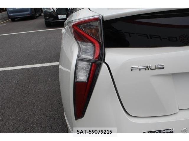 Toyota PRIUS 2017-12 281769-13