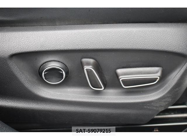 Toyota PRIUS 2017-12 281769-6