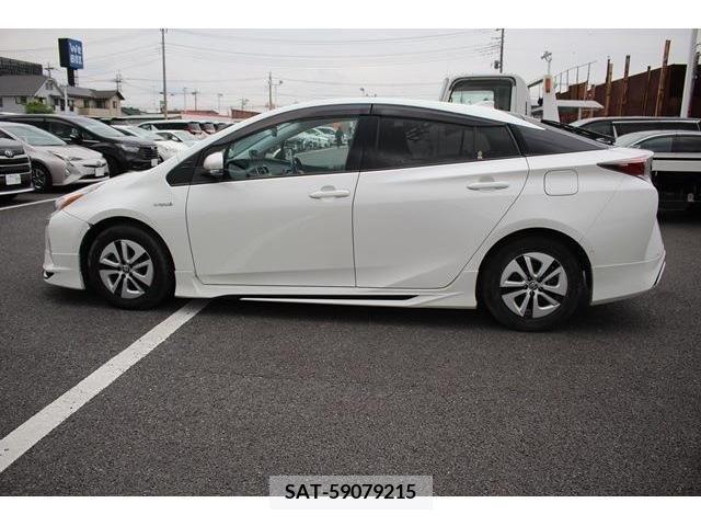Toyota PRIUS 2017-12 281769-8