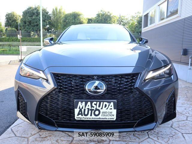 Lexus IS 2022-11 362843-1