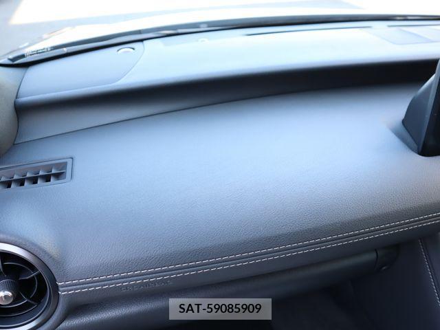 Lexus IS 2022-11 362843-23